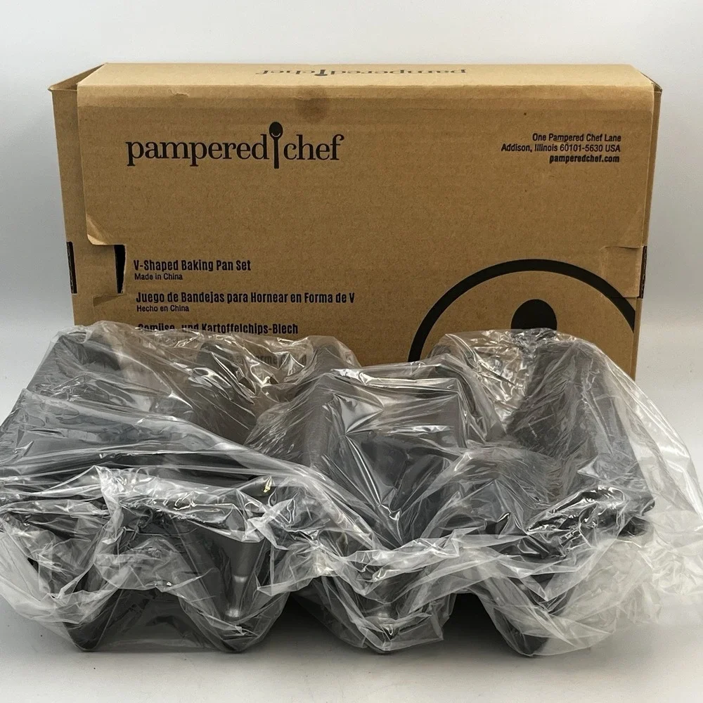 Pampered Chef V Shaped Baking Pan Set Of 2 For Tacos NEW in Box